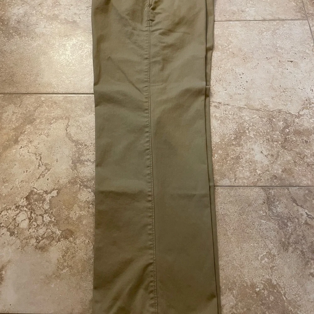 Mens Classic Dockers 32 x 32 - Picture 2 of 5